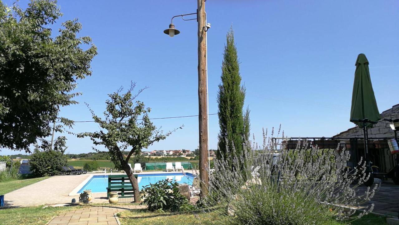 Moratto'S Apartments Umag Kültér fotó