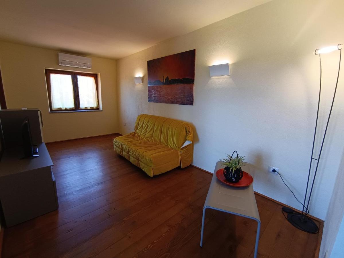 Moratto'S Apartments Umag Kültér fotó